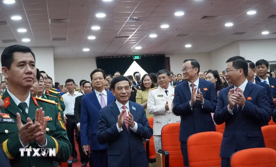 Ủy viên Bộ Chính trị, Phó Bí thư Quân ủy Trung ương, Bộ trưởng Bộ Quốc phòng Phan Văn Giang dự và chỉ đạo Đại hội đại biểu Đảng bộ tỉnh An Giang lần thứ nhất. (Ảnh: Văn Sĩ/TTXVN)