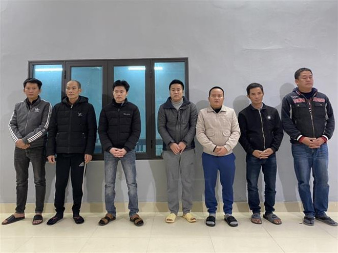 Khởi tố 7 đối tượng trong đường dây cá độ bóng đá trên 10 tỷ đồng ảnh 1