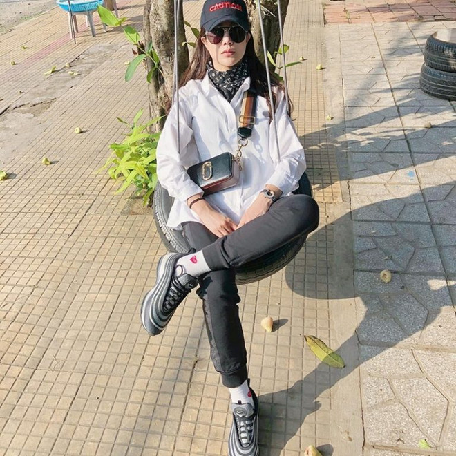 Tăng Thanh Hà “đọ sắc” Minh Triệu, Phạm Hương hóa tiểu thư điệu đà ảnh 12