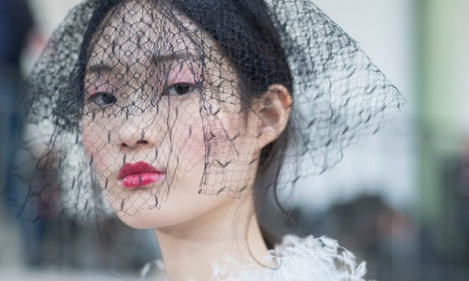 Xu hướng làm đẹp đầy tính ứng dụng từ tuần lễ thời trang Paris 2018 ảnh 6