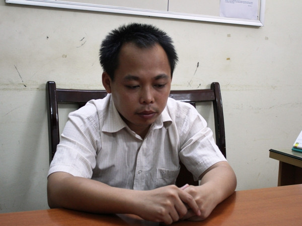 Khởi tố bị can kẻ dùng dao khống chế, bắt cóc con tin tại Hà Nội ảnh 1