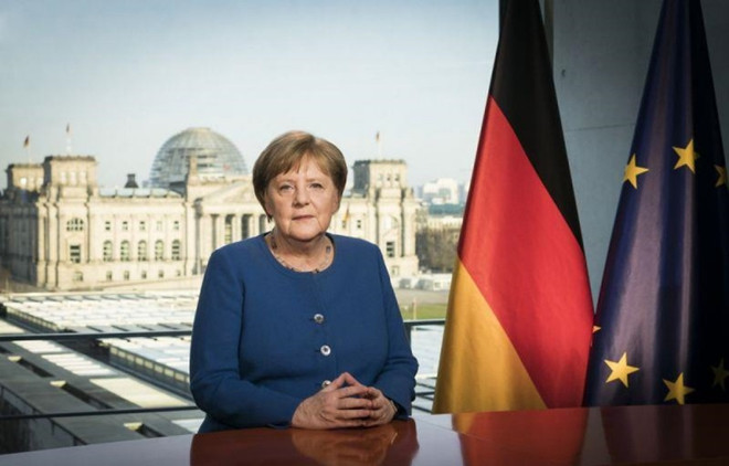 Thủ tướng Angele Merkel (Đức) trong buổi ghi hình trực tiếp, kêu gọi toàn thể người dân cùng nhau hành động. Các lãnh đạo nữ được ca ngợi xử lý khủng hoảng dịch COVID-19 tài tình ảnh 5