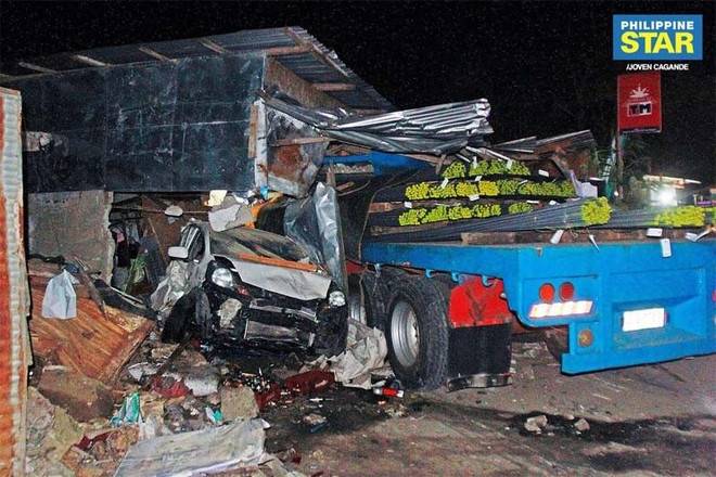 Philippines: Xe tải 10 bánh mất phanh gây tai nạn, khiến 6 người chết ảnh 1
