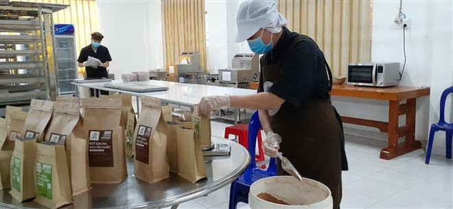 Bình tĩnh để ứng phó với tác động kinh tế từ căng thẳng Nga-Ukraine ảnh 2