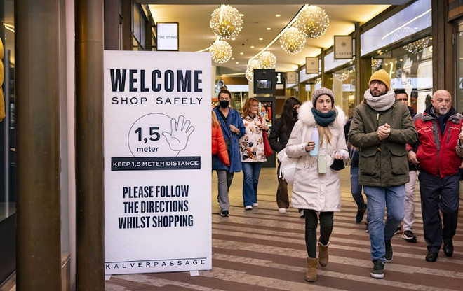 Hà Lan cảnh báo Omicron trở thành biến thể lây nhiễm chủ đạo ảnh 1