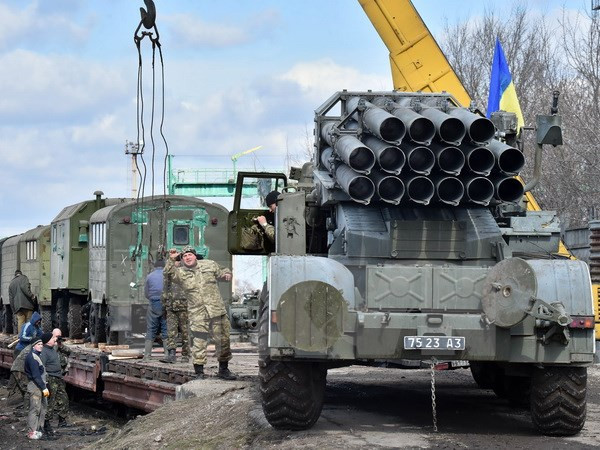 Mỹ: Nga tăng cường sức mạnh quân sự, áp sát biên giới Ukraine ảnh 1