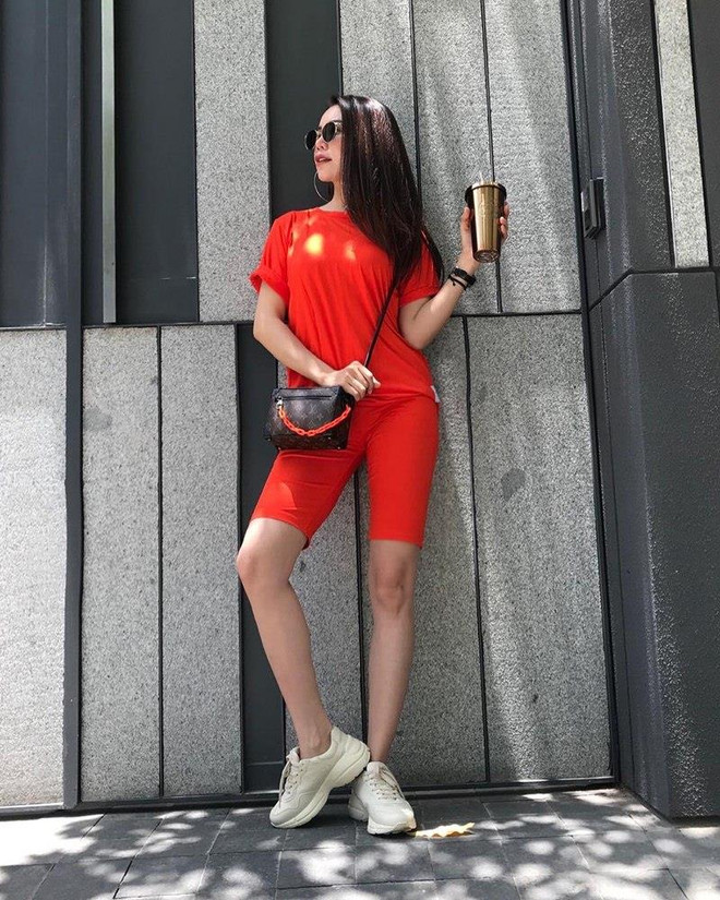 Cùng ngắm street style phóng khoáng của mỹ nhân Việt ảnh 12