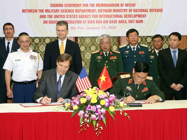 Việt Nam và Hoa Kỳ ký bản ghi nhận ý định xử lý dioxin tại Biên Hòa ảnh 1