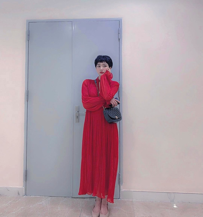 Trời trở rét, dàn sao Việt lăng xê áo khoác, blazer ấm áp ảnh 13