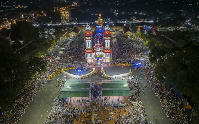 ttxvn-dai_le_hoi_yen_dieu_tri_cung_dao_cao_dai_tay_ninh (6).jpg