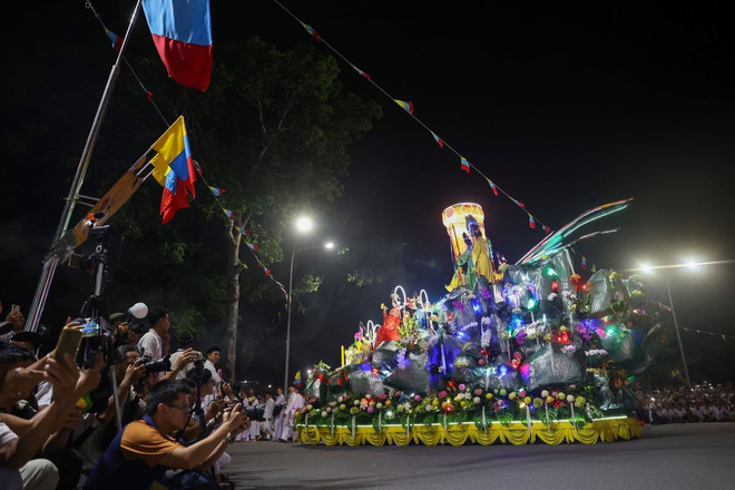 ttxvn-dai_le_hoi_yen_dieu_tri_cung_dao_cao_dai_tay_ninh (18.jpg