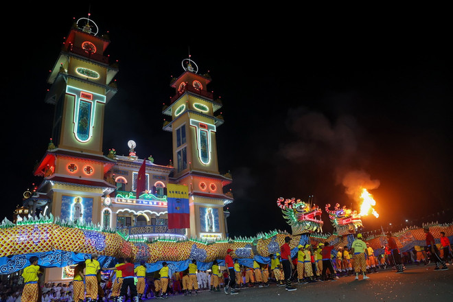 ttxvn-dai_le_hoi_yen_dieu_tri_cung_dao_cao_dai_tay_ninh (3).jpg