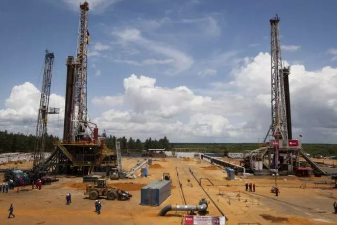 Chính phủ Venezuela để ngỏ khả năng ngừng cung cấp dầu cho Mỹ ảnh 1