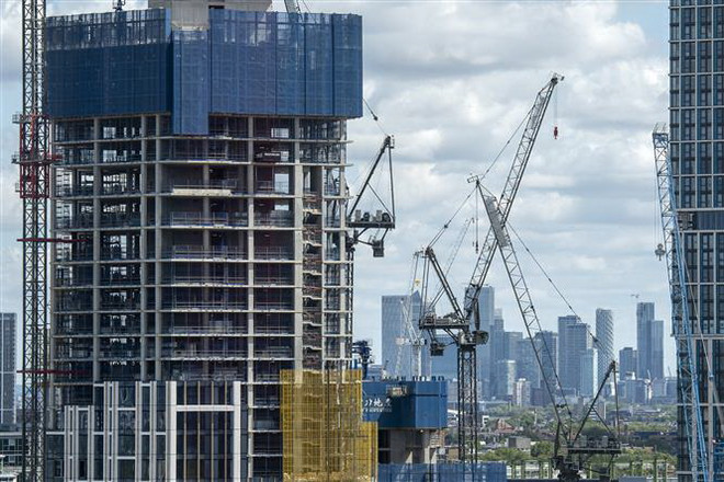 BoE: Kinh tế Anh phục hồi sớm hơn nhờ thành tựu tiêm chủng COVID-19 ảnh 1