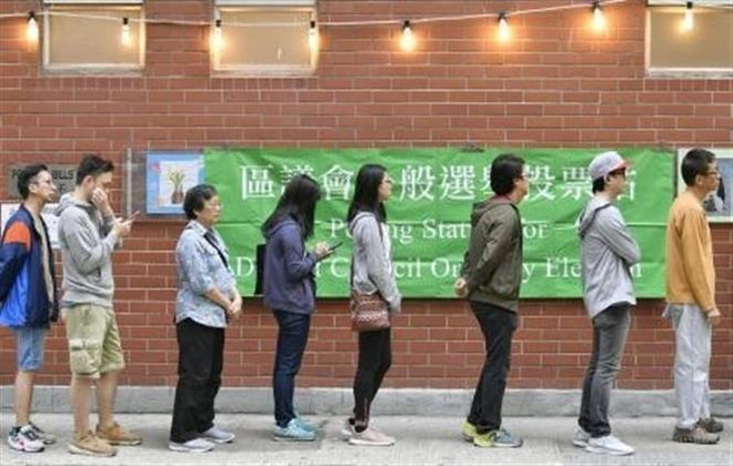 Hong Kong kêu gọi chính trị gia ngừng đề nghị nước ngoài can thiệp ảnh 1