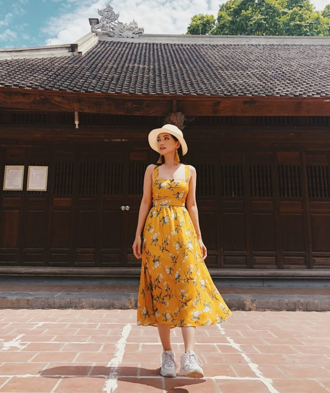 Mỹ nhân Việt khoe nhan sắc đỉnh cao với street style sành điệu ảnh 4