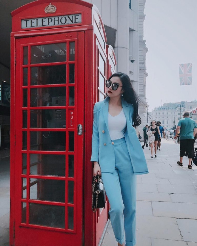 Mỹ nhân Việt khoe nhan sắc đỉnh cao với street style sành điệu ảnh 14