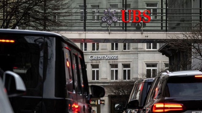Hội đồng Liên bang Thụy Sĩ ủng hộ việc UBS tiếp quản Credit Suisse ảnh 1