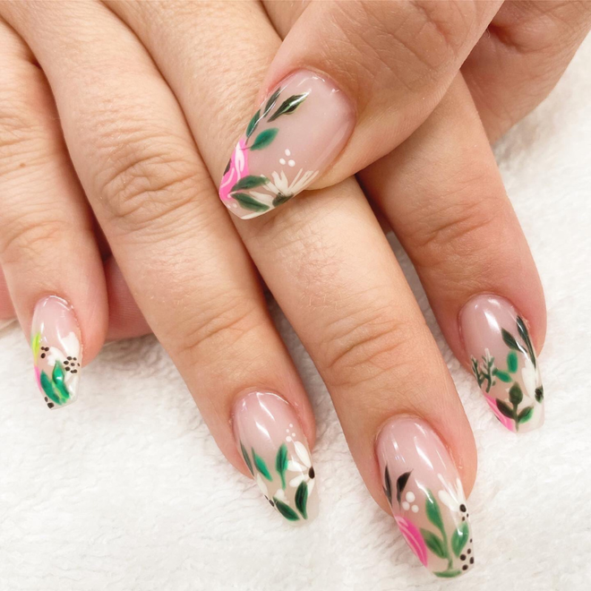 Bó túi 8 mẫu nail thịnh hành dành cho cô những nàng sành điệu ảnh 3