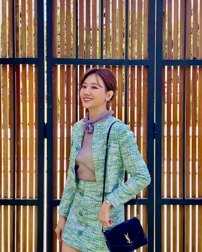 Phong cách bánh bèo phủ sóng street style của dàn sao Việt ảnh 12