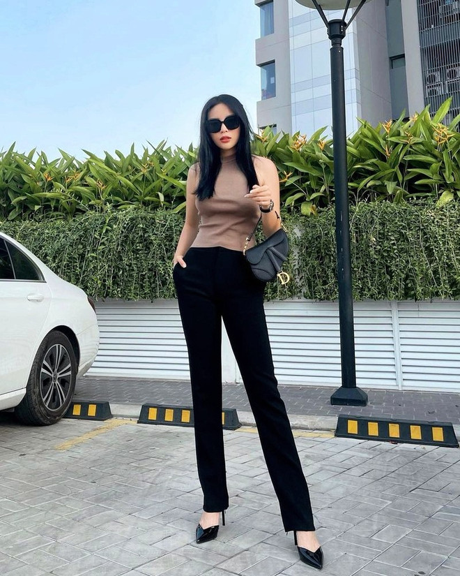 Phong cách bánh bèo phủ sóng street style của dàn sao Việt ảnh 27