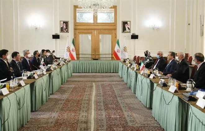 Hàn Quốc, Iran vẫn đàm phán vụ bắt giữ tàu và tài sản bị phong tỏa ảnh 1