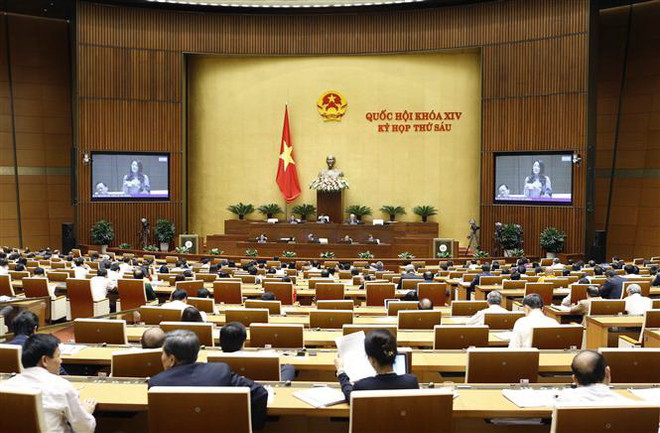 Bộ trường Bộ Công an trình bày báo cáo trước Quốc hội ảnh 1