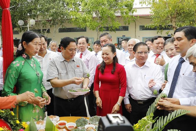 Thủ tướng: Càng khó khăn, phức tạp càng phải đoàn kết thống nhất ảnh 4