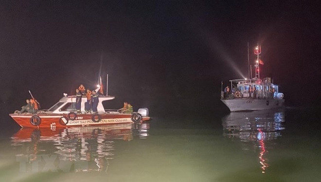 Vụ máy bay rơi trên biển: Huy động hơn 200 người tham gia cứu hộ ảnh 1