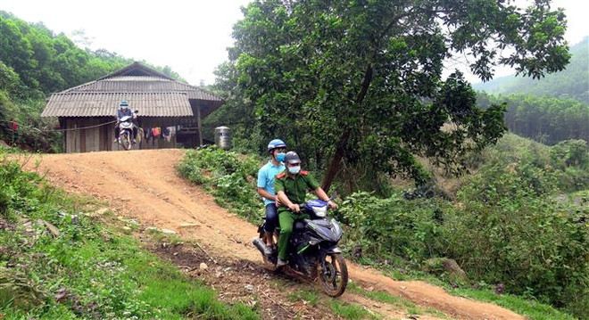 Bình yên trở lại trên những bản Mông của tỉnh Tuyên Quang ảnh 1