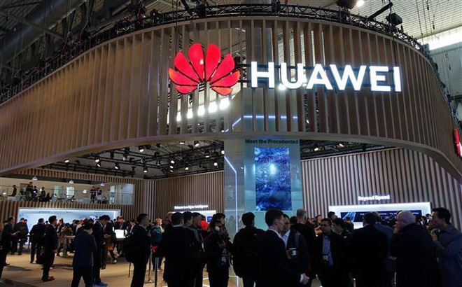 Một gian hàng của Huawei. (Ảnh: THX/TTXVN) Giới chức Anh muốn điều tra vụ rò rỉ thông tin về Huawei ảnh 1