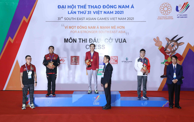 SEA Games 31: Vợ chồng kỳ thủ Trường Sơn-Thảo Nguyên cùng giành HCV ảnh 1