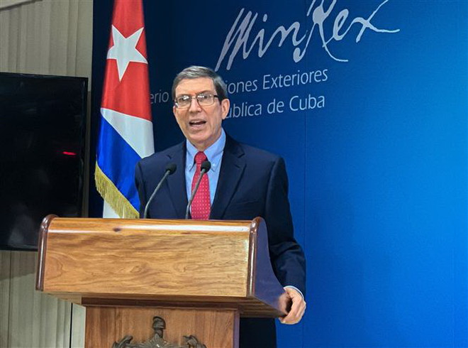 Ngoại trưởng Cuba Bruno Rodriguez. (Ảnh: AFP/TTXVN) Ngoại trưởng Cuba lên án các biện pháp trừng phạt mới của Mỹ ảnh 1