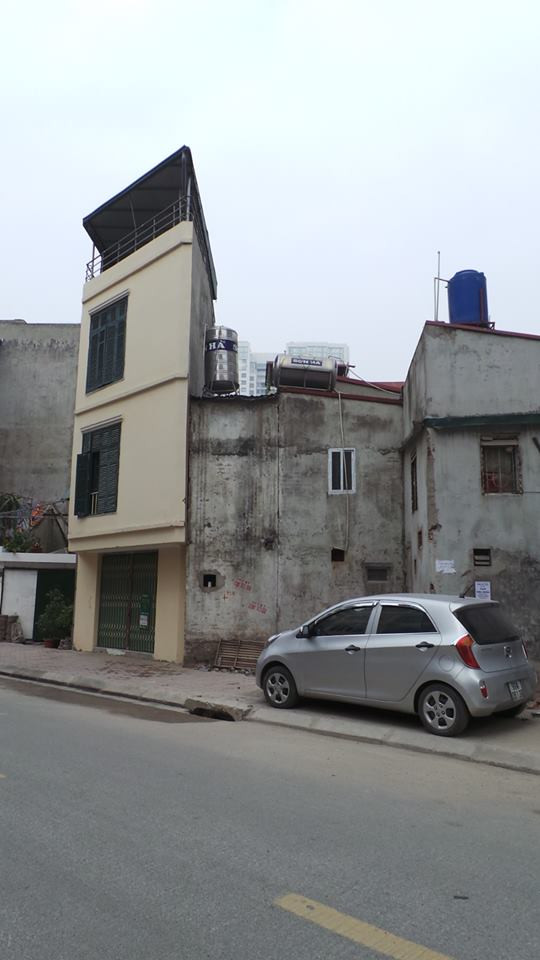 Ngỡ ngàng với dãy nhà siêu mỏng, siêu méo giữa lòng Hà Nội ảnh 8
