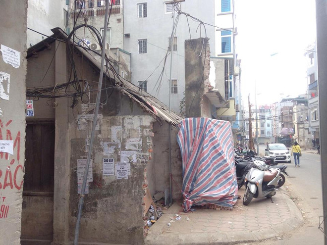 Ngỡ ngàng với dãy nhà siêu mỏng, siêu méo giữa lòng Hà Nội ảnh 3