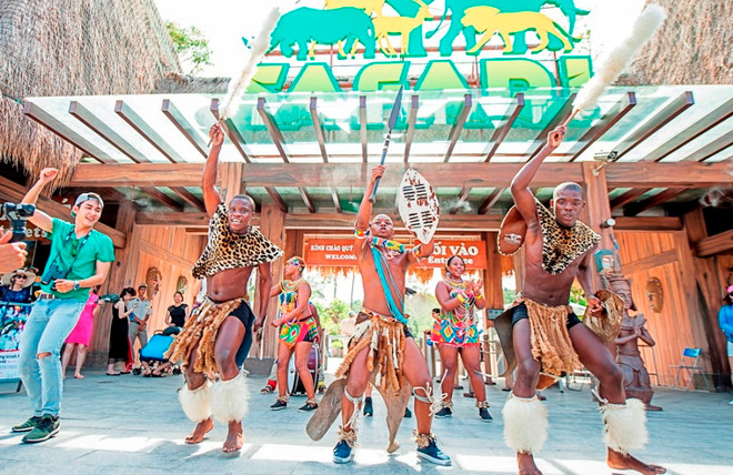 Festive Wonderland - Lễ hội thần tiên tại xứ sở Vinpearl Land ảnh 7