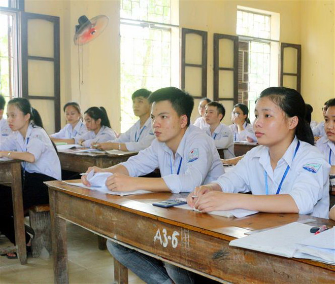 Một tiết học ôn tập cho kỳ thi tốt nghiệp trung học phổ thông. (Ảnh: Đại Nghĩa/TTXVN) Các trường đại học, cao đẳng phía Nam “tăng tốc” tư vấn hướng nghiệp ảnh 2