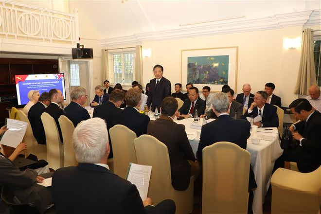 Thúc đẩy hợp tác Việt Nam-Anh trong chuyển đổi số, chuyển dịch xanh ảnh 2