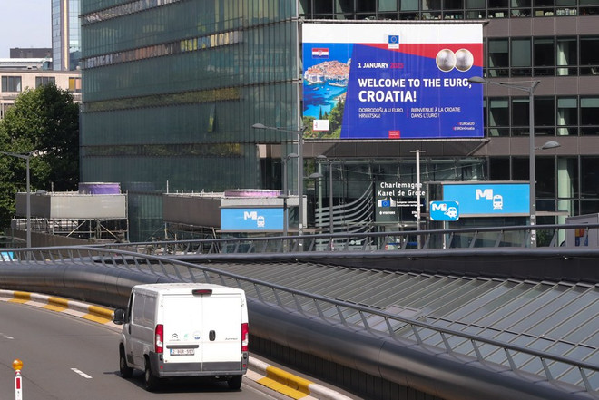 Croatia chính thức trở thành thành viên Eurozone và Schengen ảnh 1