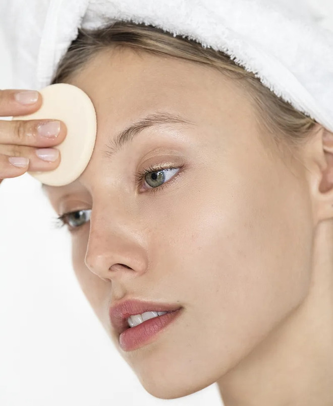 Thoa retinol thế nào để da không bong tróc trong mùa hanh khô? ảnh 5