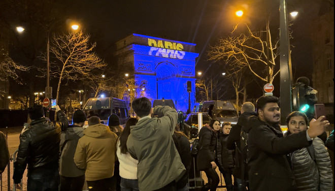 Nước Pháp chào đón Năm mới trong điều kiện an ninh nghiêm ngặt ảnh 1