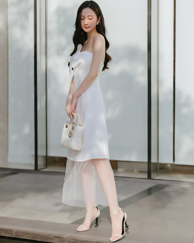 Street style khoe chân dài miên man của dàn mỹ nhân Việt ảnh 9