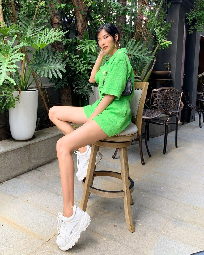 Street style khoe chân dài miên man của dàn mỹ nhân Việt ảnh 6