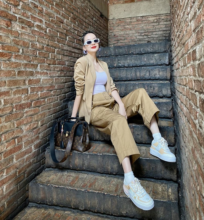 Street style khoe chân dài miên man của dàn mỹ nhân Việt ảnh 4