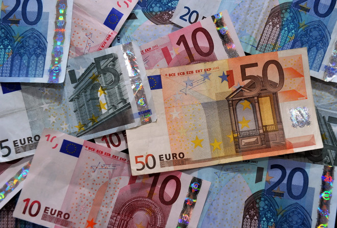 Đồng euro. (Nguồn: AFP/TTXVN) Đồng euro giảm giá sau tin Hy Lạp thất bại đàm phán với châu Âu ảnh 1