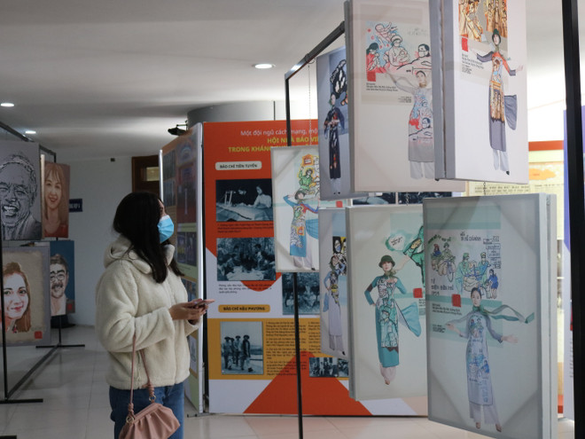 Nhà báo Huỳnh Dũng Nhân: Người có niềm đam mê với cây cọ vẽ ảnh 4