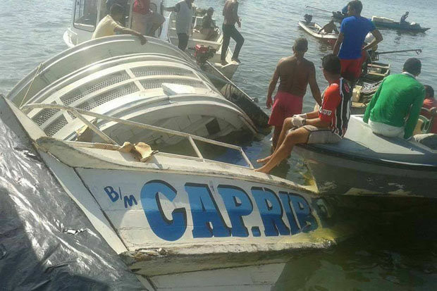 Lật phà tại bang Bahia của Brazil khiến ít nhất 3 người thiệt mạng ảnh 1