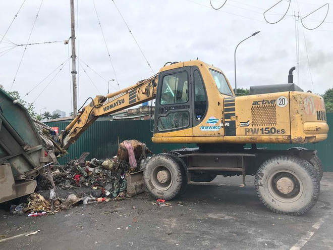 Hà Nội: Khắc phục tình trạng rác thải 'bủa vây' xế hộp ảnh 4