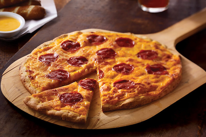 Bánh pizza. classic-pepperoni-pizza-4685.jpg