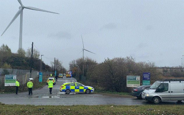 Nổ nhà kho ở Tây Nam nước Anh, nhiều người thương vong ảnh 1